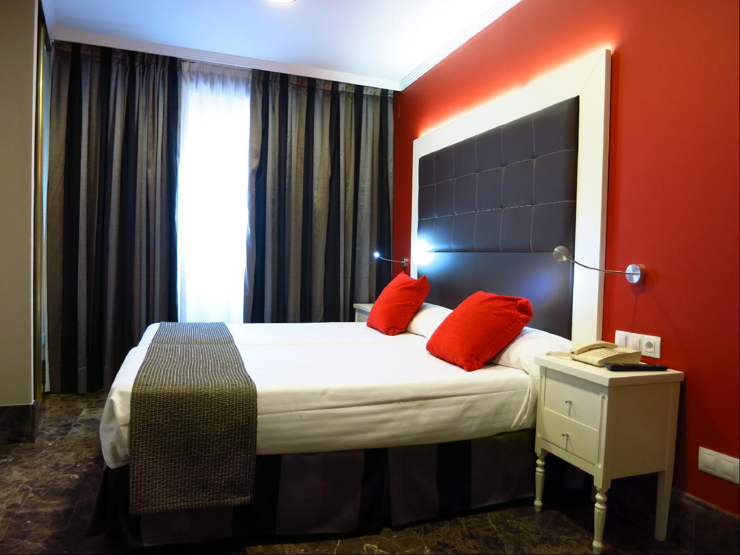 Hotel Boutique Catedral Valladolid Exterior photo